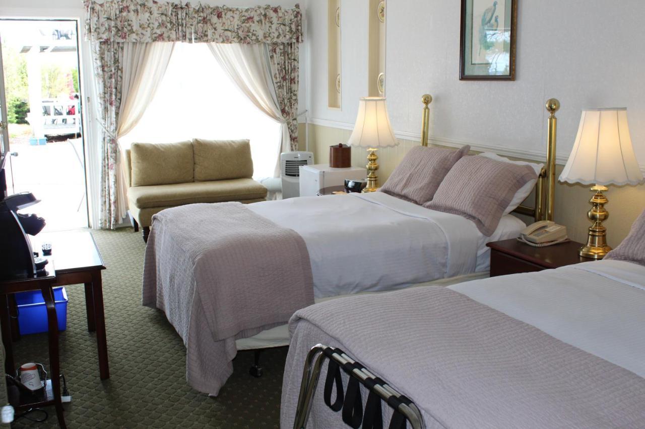 Tara Manor Inn St. Andrews By The Sea Exterior foto